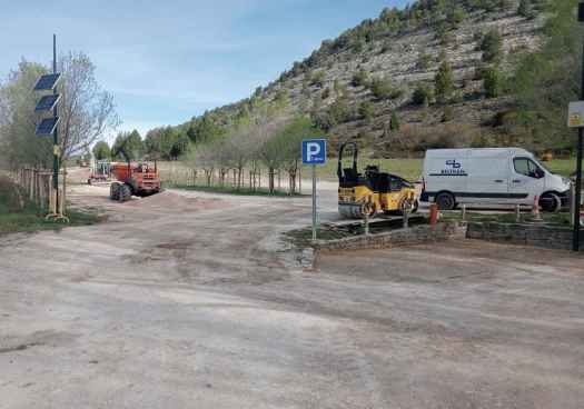 El acceso principal para vehículos a La Fuentona, cortado hasta el 22 de abril