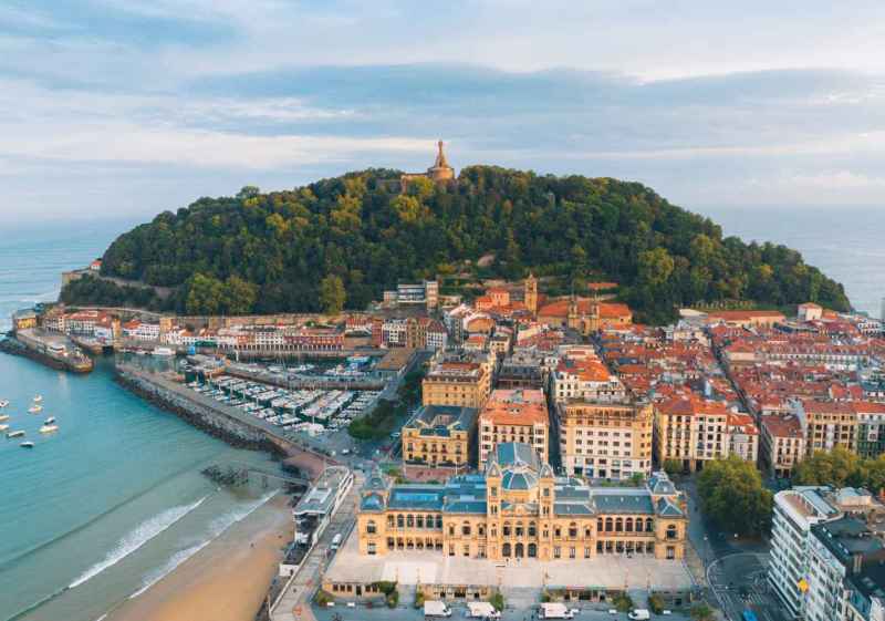 El acceso a la vivienda en grandes núcleos urbanos, por las nubes