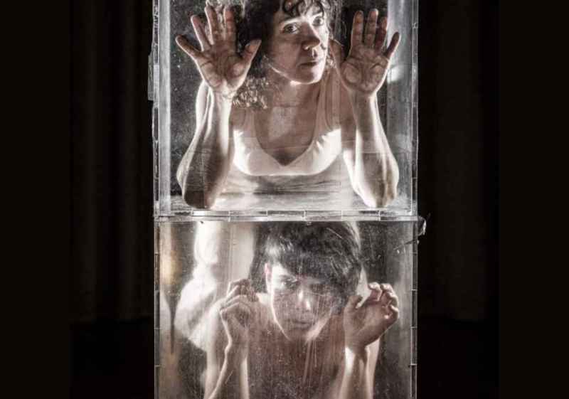 Teatro en Enciso con LaImperfekta Teatro y Clau_topia