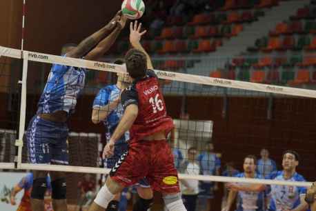 Los celestes abren en Melilla semifinal de Superliga