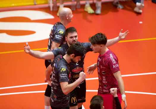 El Sporting se despide de opciones de ascenso a Superliga 2 