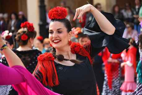 Sevillanas para despedir la Feria de Ábril en Soria