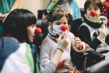 Las familias de menores con cáncer destinan 600.000 euros a 15 proyectos de investigación
