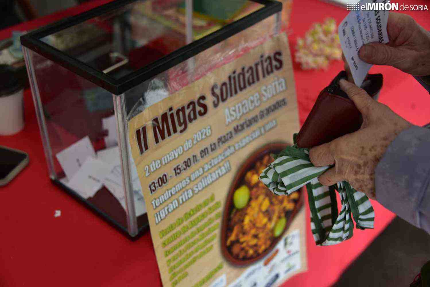 Gran éxito de las Migas Solidarias de ASPACE Soria pese a la lluvia