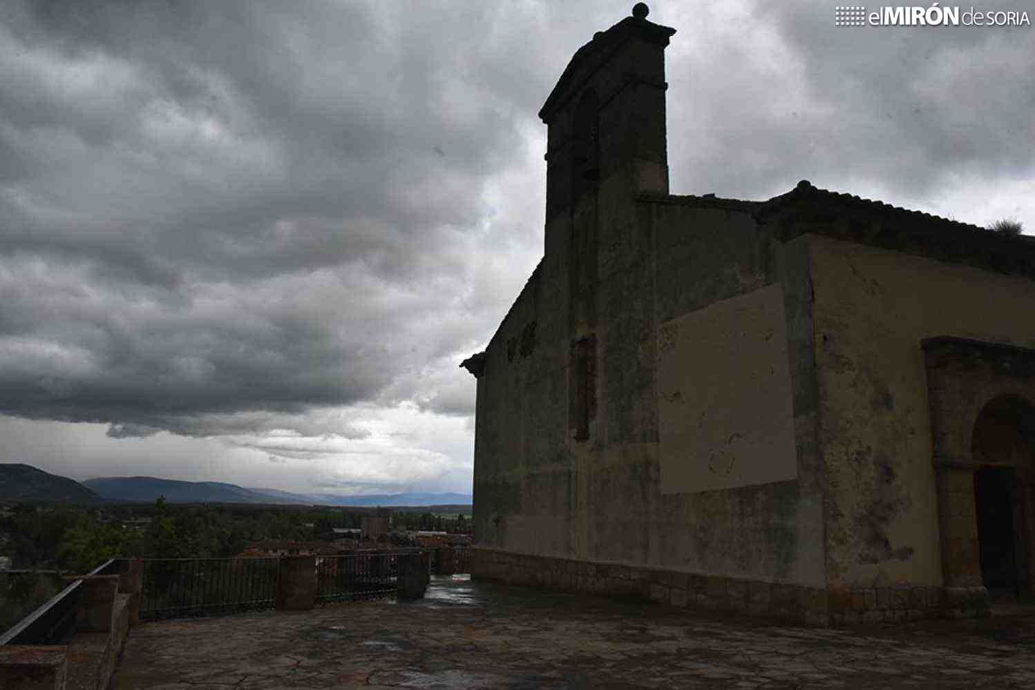 Los cielos nubosos y las tormentas continuarán hasta el sábado, según AEMET