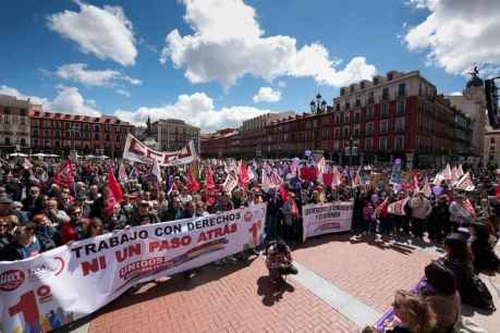Los trabajadores reclaman salarios, vivienda y democracia en el 1º de Mayo
