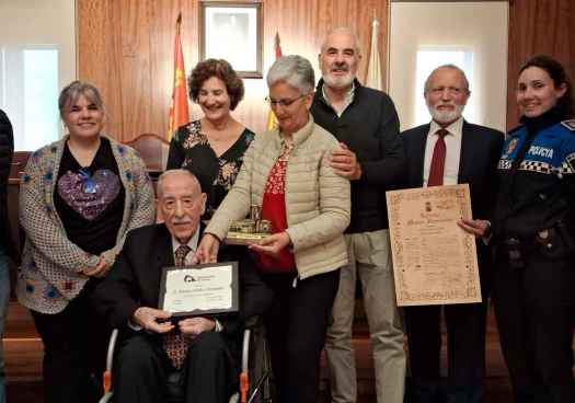 Almazán celebra el centenario de su vecino Antonio Muñoz Hernández