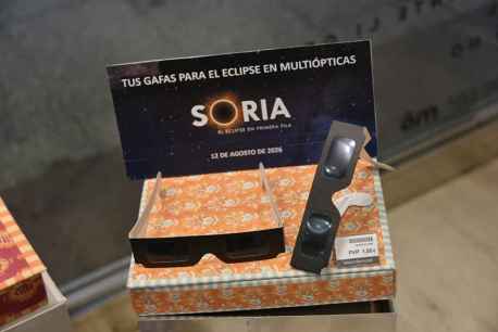 Tus gafas para el eclipse solar total en Multiópticas Monreal