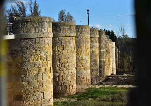 San Esteban de Gormaz formaliza contrato para transformación digital de su destino turístico
