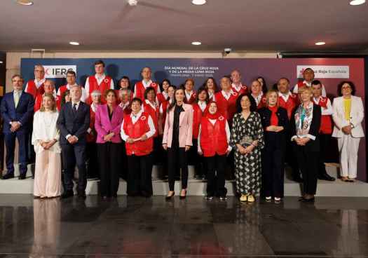 S.M. la Reina entrega Medallas de Oro 2026 de Cruz Roja Española