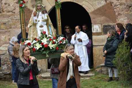 Noviercas celebra la romería de la Virgen del Remedio