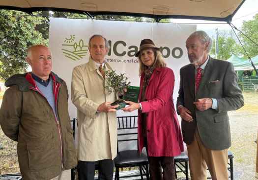 La Infanta Elena respalda el mundo rural en su visita a SICampo 2026 