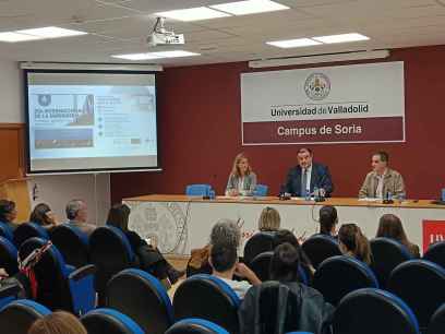 "Cuidar a quienes cuidan", eje del Día Internacional de la Enfermería