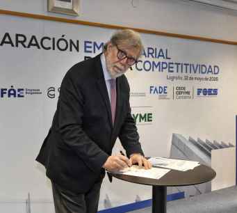 FOES reclama que empresa sea centro de agenda política y económica