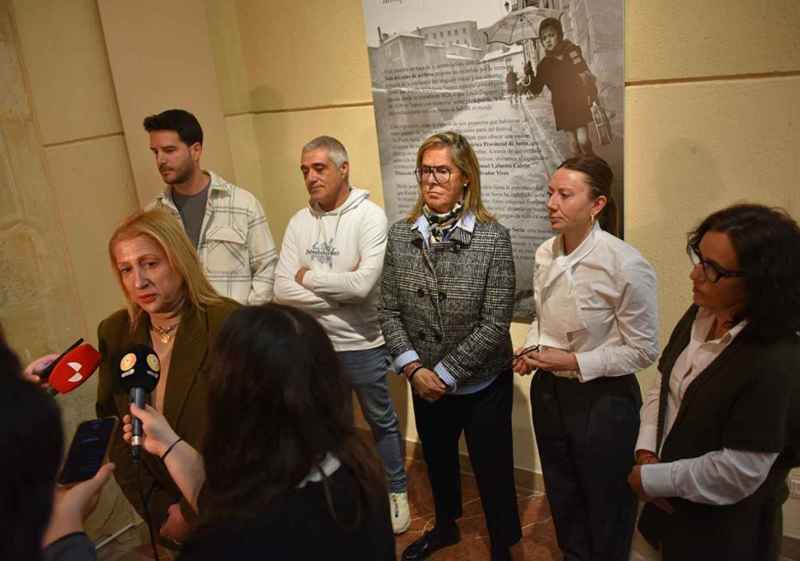 Inauguración en Soria de exposición "Seis miradas de archivo"
