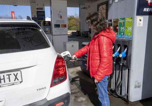 OCU alerta del encarecimiento de los desplazamientos en coche de cara al verano
