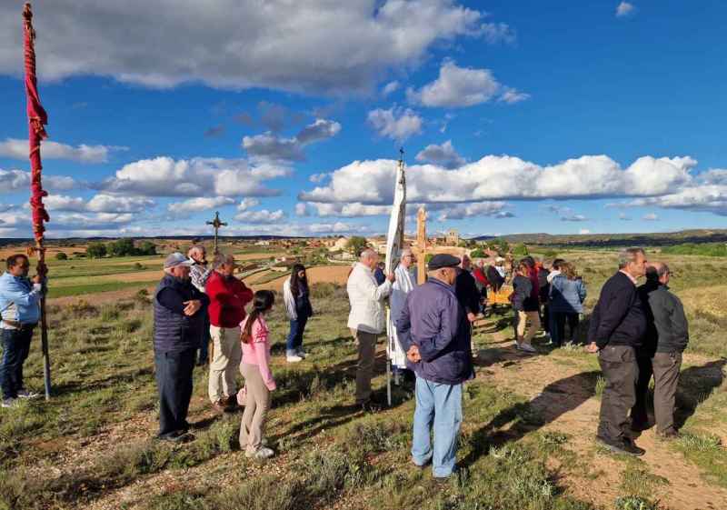Quintanilla de Tres Barrios rememora San Isidro y la bendición de los campos