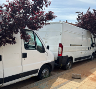 Los Royales reitera denuncia sobre abandono e inseguridad por vehículos decomisados