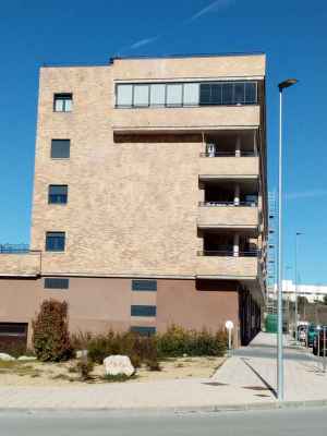 Los vecinos de Los Pajaritos II piden poner fin a polémica de quinta planta