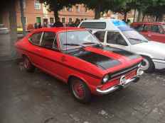 Ágreda: peregrinación a Peña Negrilla y concentración de coches clásicos