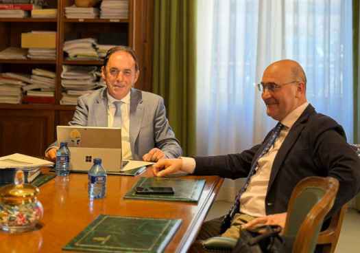 Diputación y Ayuntamiento agredeño plantean calendario para avanzar en centro intergeneracional