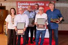Martínez advierte a los “poderes” que quieren “derrotar” al PSOE: “Nos conocen bien poco”