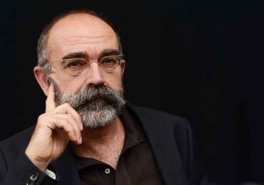 Encuentro con el escritor José Ángel González Sainz en la Biblioteca de Soria