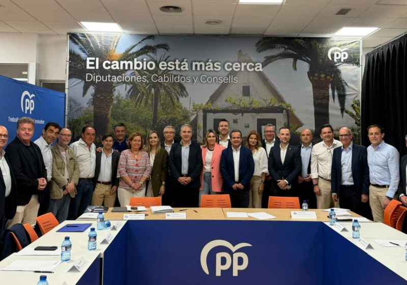 Serrano defiende papel de diputaciones en jornada del PP sobre financiación local
