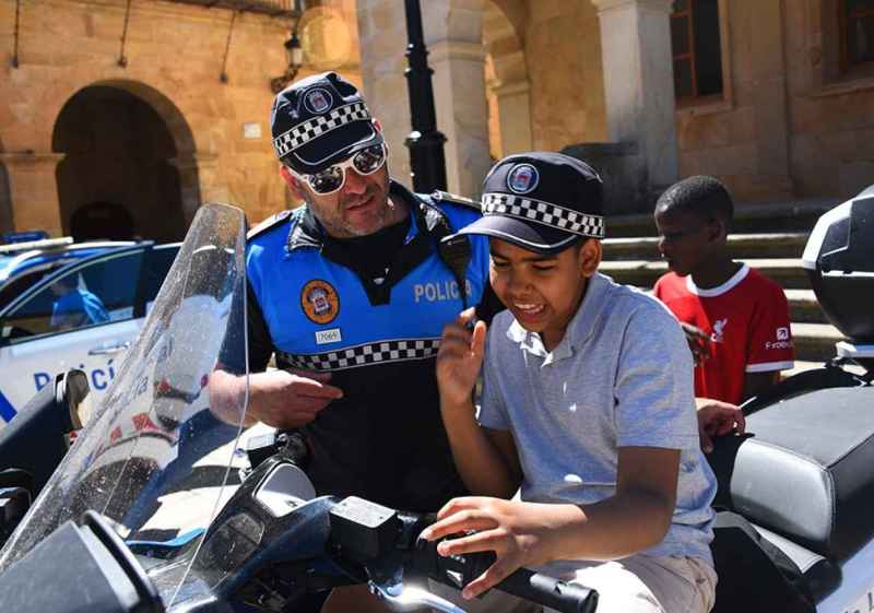 Los escolares conocen labor de Policia Local de Soria