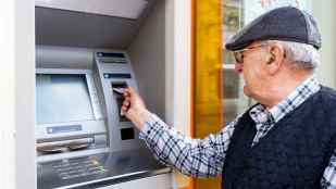 Casi 200.000 personas no tienen acceso a servicios bancarios en Castilla y León