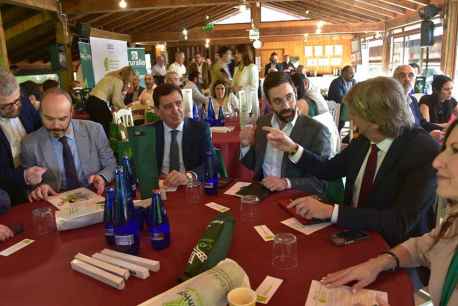 Valdelavilla acoge jornadas sobre presente y futuro de energías renovables en Soria