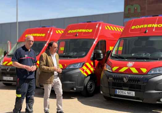 Diputación incorpora cinco nuevos furgones para reforzar servicio provincial de bomberos