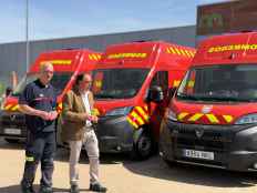 Diputación incorpora cinco nuevos furgones para reforzar servicio provincial de bomberos