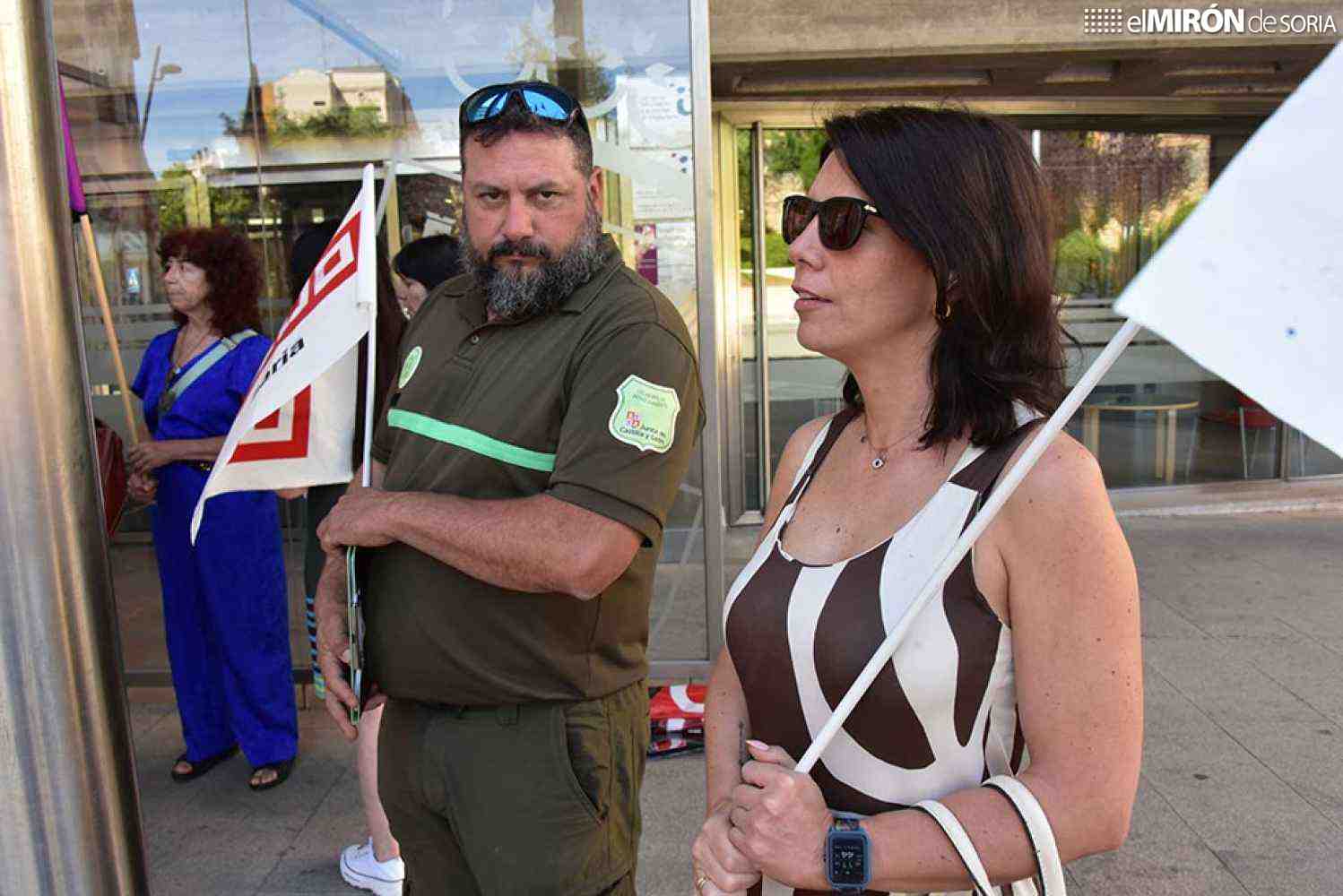 CC.OO. y UGT califican de 