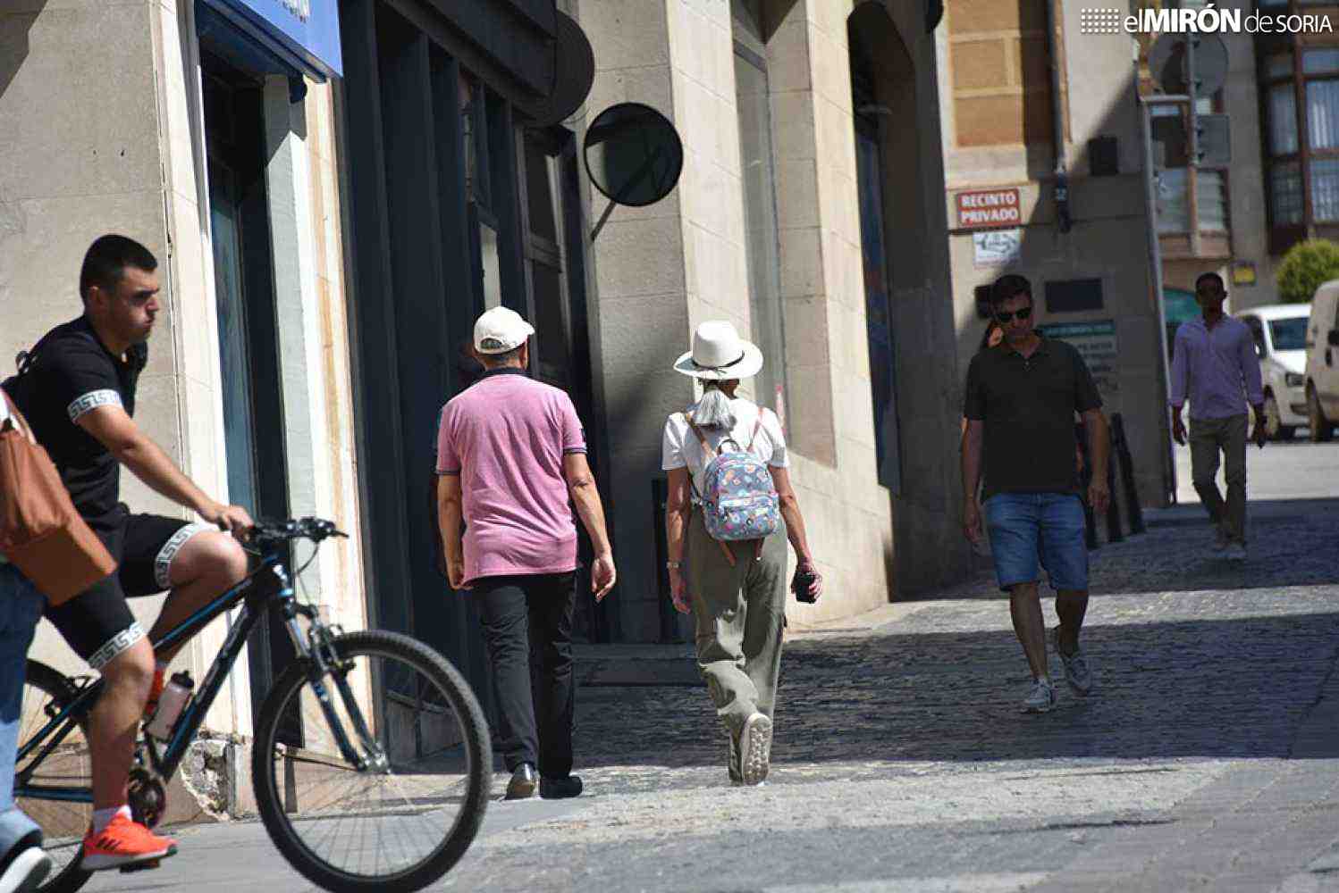 La estructura social española sufre transformación radical en tres décadas