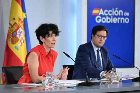 Aprobado anteproyecto de Ley del Estatuto Marco con críticas de profesión médica