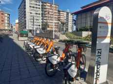 El MITMA apuesta por movilidad en bicicleta con mil kilómetros de carriles-bici