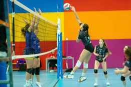 La Gala de Voleibol de Castilla y León premia a seis equipos del Sporting Santo Domingo