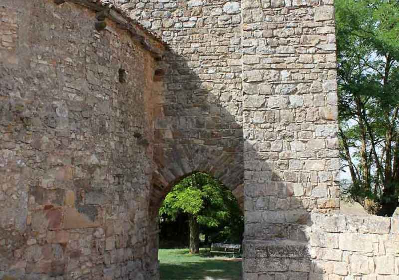 Medinaceli adjudica consolidación del tramo norte de su muralla romana 