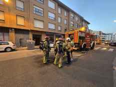 Diez personas evacuadas de calle Merineros, en Soria, por incendio en garaje
