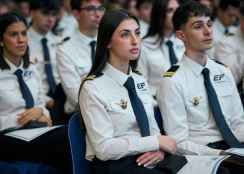 Piloto, una profesión con atractivo para los jóvenes de Castilla y León