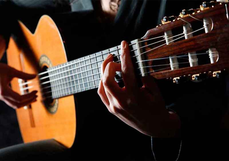 Concierto de guitarra y ukelele de alumnos de escuela Enclave Musical