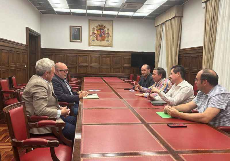 Piden más vigilancia y control contra venta ilegal y falsificaciones durante fiestas de San Juan 