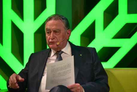 Caja Rural de Soria y Soriactiva homenajean a Anselmo García