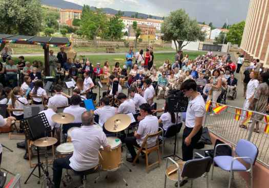 Música y concurso de tartas en 