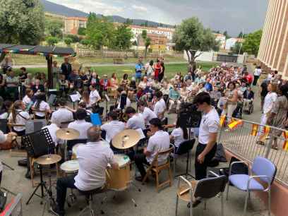 Música y concurso de tartas en "Día de las Familias" en residencia de Ágreda 