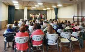 Duruelo de la Sierra reúne a sus vecinos para sensibilizar sobre maltrato a personas mayores