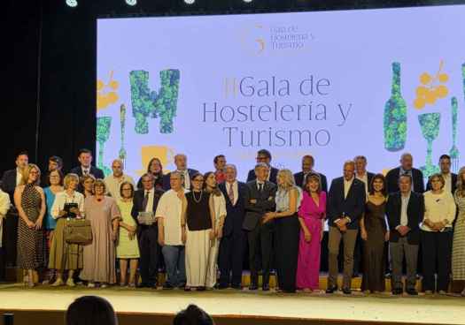 Hostal Doña Juana y Marino Robles, reconocidos en II Gala de Hostelería y Turismo de Castilla y León