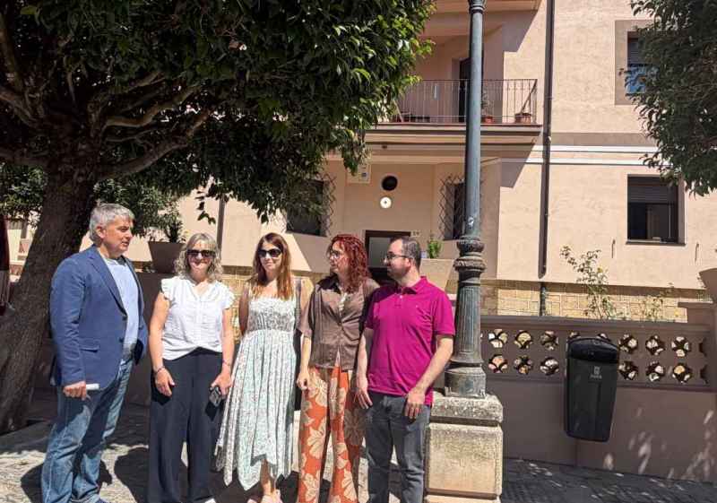 Antón visita obras de rehabilitación en San Pedro-El Carmen que movilizan 5,4 millones  
