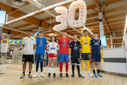 El CD Numancia rinde homenaje a 20 años con Erreá en sus equipaciones de temporada 2026-27